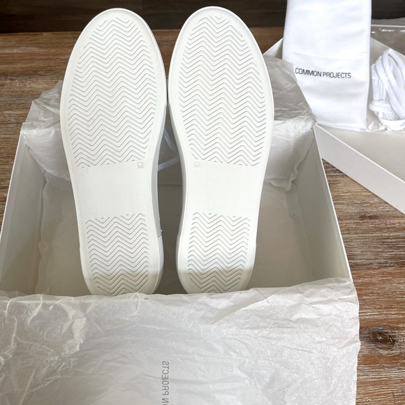 Common Projects Women’s Tournament Low Sneaker, White, 39 - Picture 5 of 13